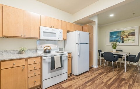 Kitchen With Dining at Capitol Crossing, Austin, TX