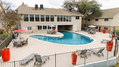 the swimming pool at Juniper Springs Apartments, Austin, TX